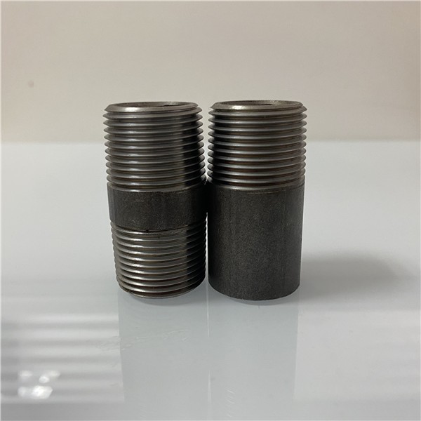 Black Seamless Pipe Nipple