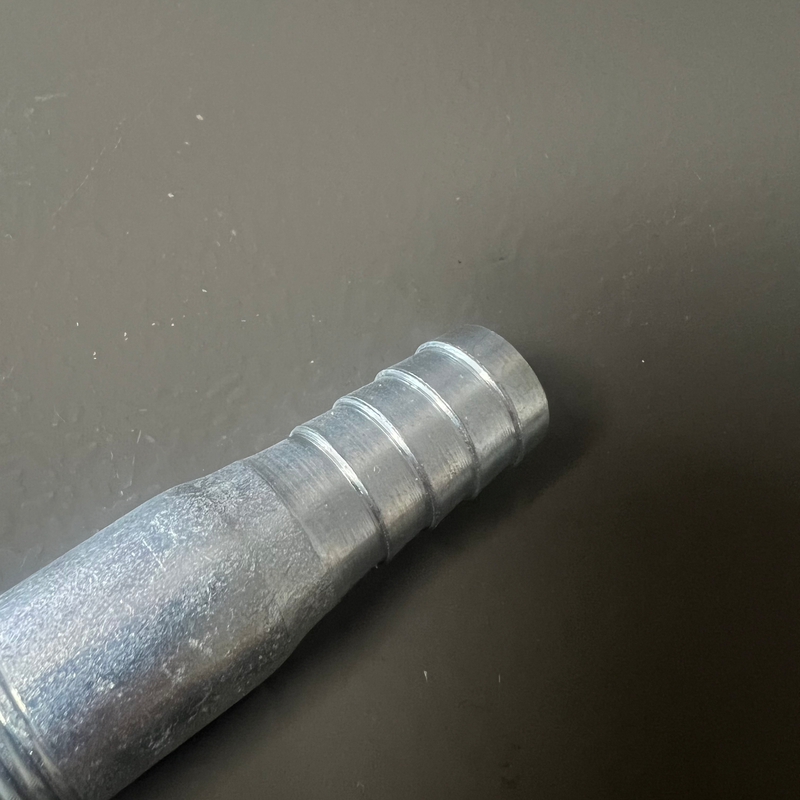 Galvanized 1/4" king combination nipple for Industrial and Residential pipe systems - Image 2
