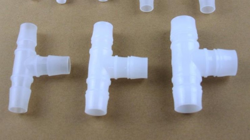 PP Plastic Hose Barb Tee Connector Manufacturer - Image 5