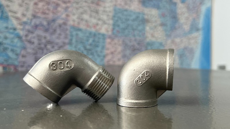 casting elbow